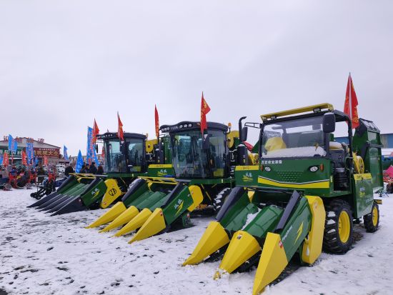 農(nóng)機(jī)具展會(資料圖) 農(nóng)機(jī)具展會(資料圖)