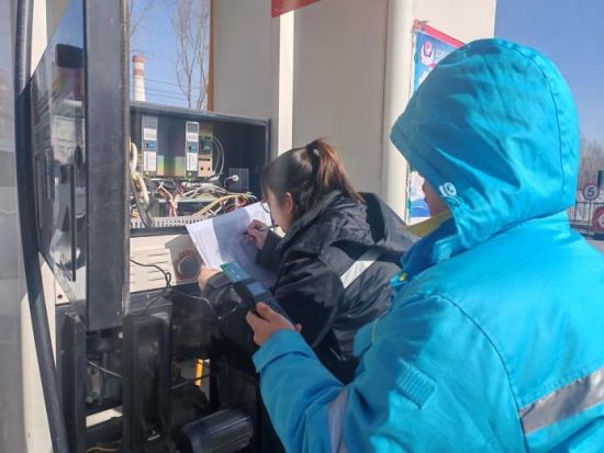 �|Դ�ֹ�˾�z��С�M������վ�O(sh��)���M(j��n)�Йz�顣