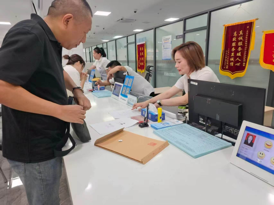 �����ˆT���ڞ�����k��I(y��)��(w��)�� �����hί���������D